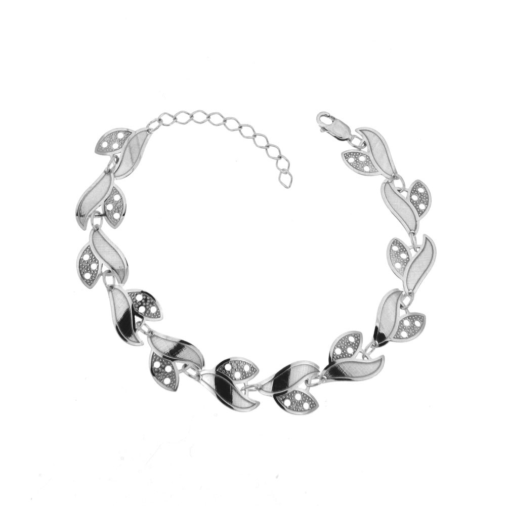 Stříbrný náramek Victory