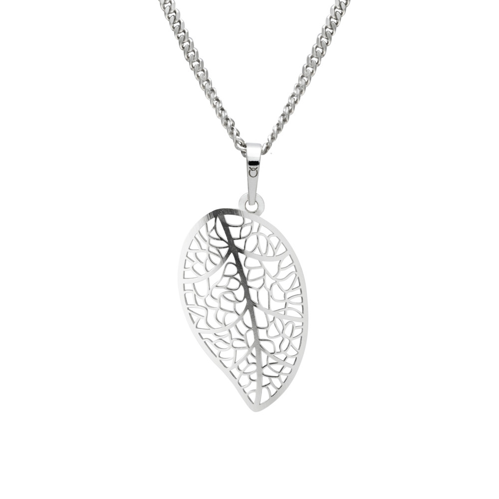 Stříbrný přívěsek na řetízku Krajky