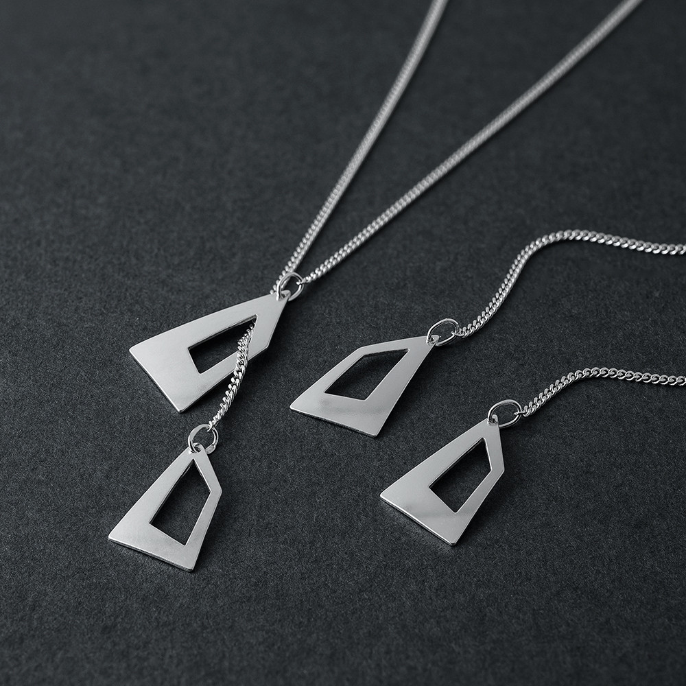 Stříbrný set přívěsku, řetízku a náušnic Gemini