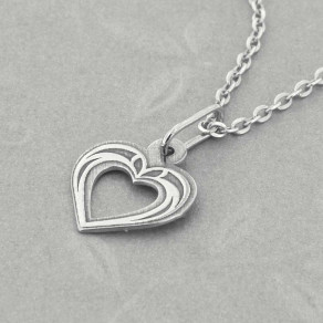 Dětský stříbrný přívěsek na řetízku Laskavé srdce