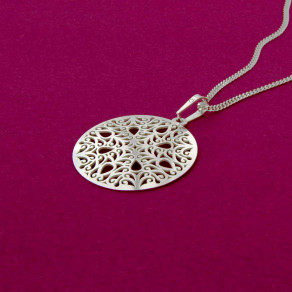 Stříbrný přívěsek na řetízku Cambrie